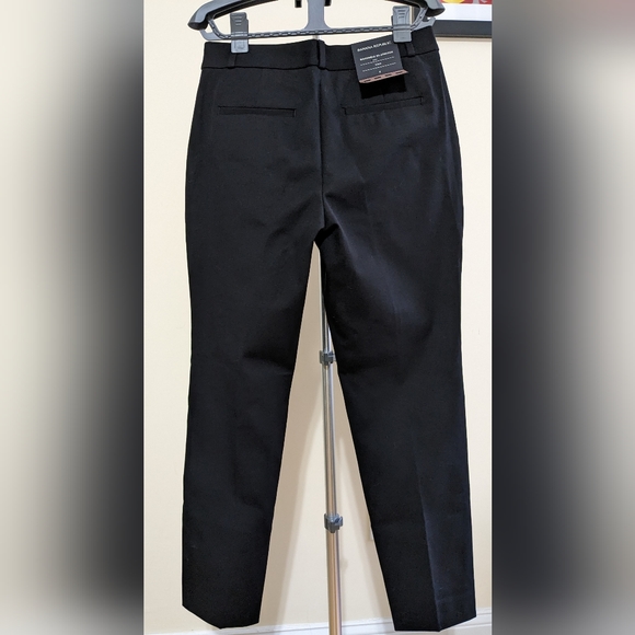 NWT Banana Republic Ryan Black Straight Leg Pants Sz 4 - Picture 2 of 6